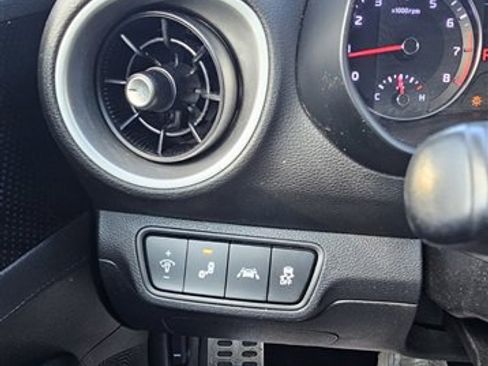 Used 2020 Kia Forte GT w/ GT2 Package image 12