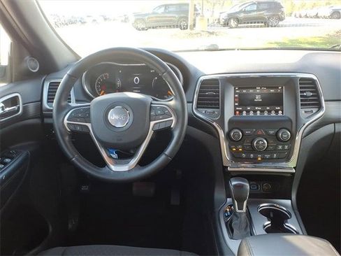 Certified 2020 Jeep Grand Cherokee Laredo image 10