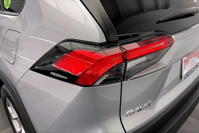 Used 2025 Toyota RAV4 XLE AWD/4WD image 30