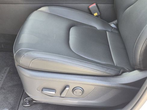 New 2026 Kia Sportage SX FWD image 19