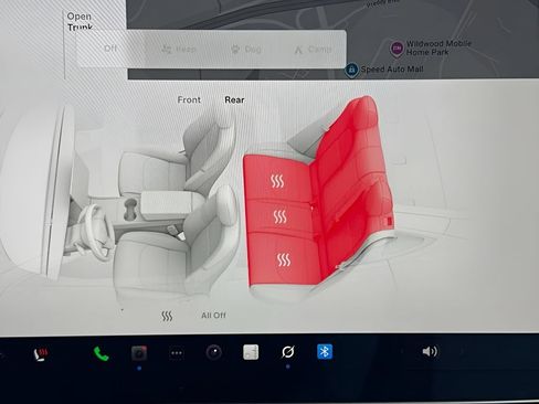 Used 2025 Tesla Model Y Performance AWD/4WD image 15