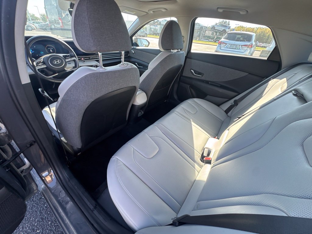 Used 2024 Hyundai Elantra Limited FWD image 20