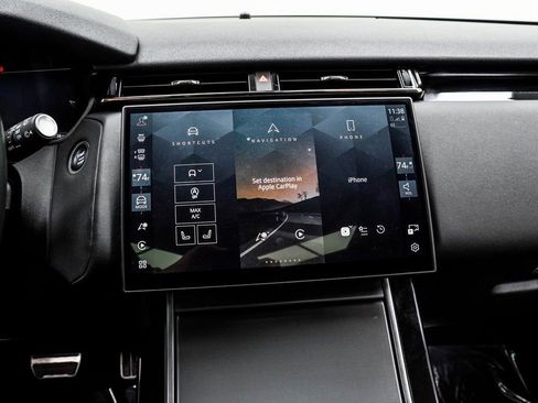 Used 2025 Land Rover Range Rover Velar Dynamic SE image 21