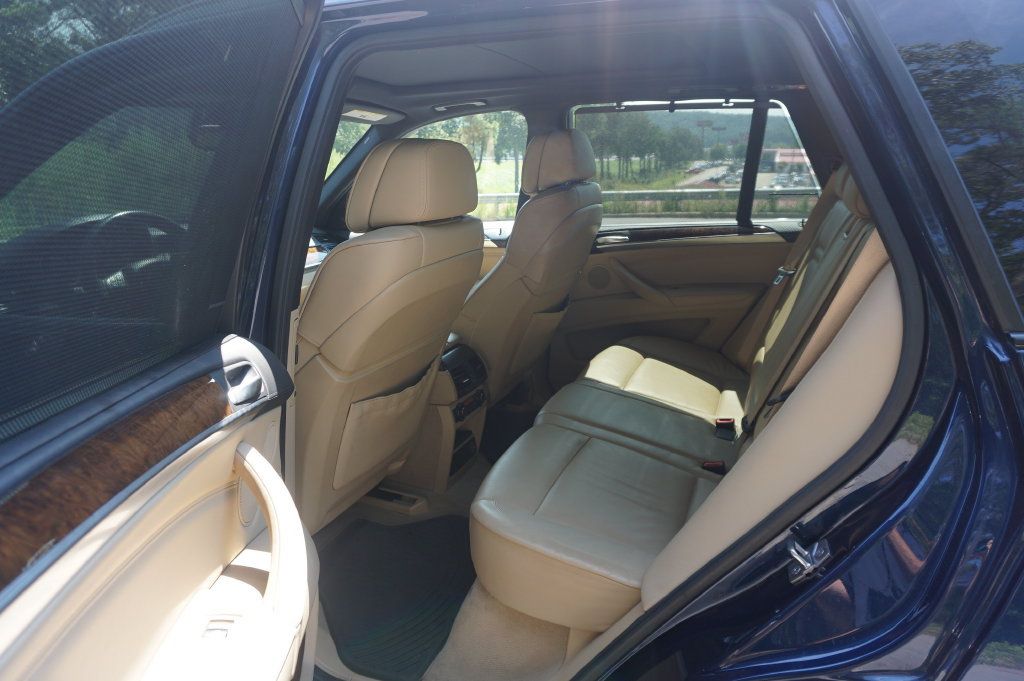 Used 2011 BMW X5 xDrive50i AWD/4WD image 14