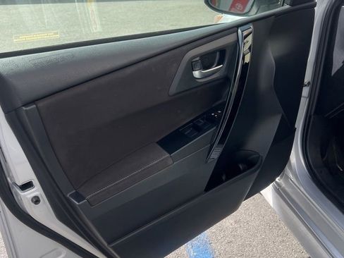 Used 2016 Scion iM FWD image 13