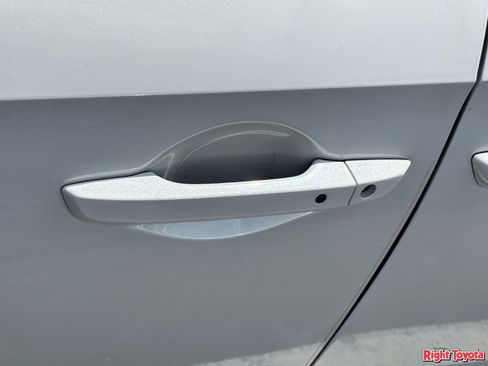 Used 2025 Honda Odyssey EX-L image 10