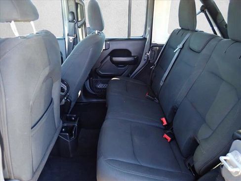 Used 2020 Jeep Wrangler Unlimited Sport S AWD/4WD image 9