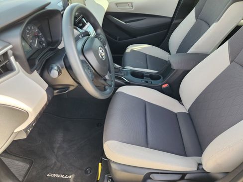 Used 2024 Toyota Corolla LE image 16