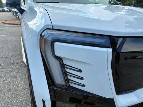 New 2026 GMC Sierra EV Elevation w/ Premium Package AWD/4WD image 24