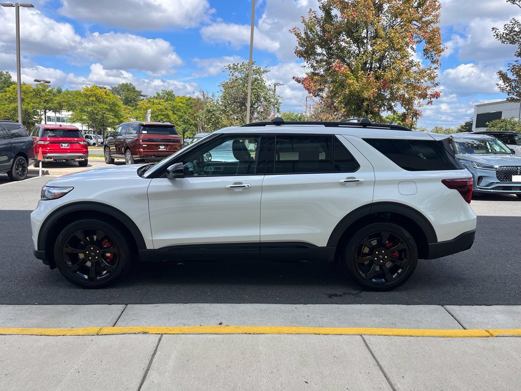 Certified 2023 Ford Explorer ST w/ Equipment Group 401A AWD/4WD image 6