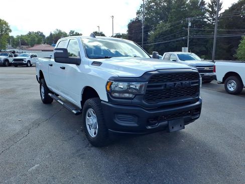 Used 2024 RAM 2500 Tradesman w/ Protection Group AWD/4WD image 3