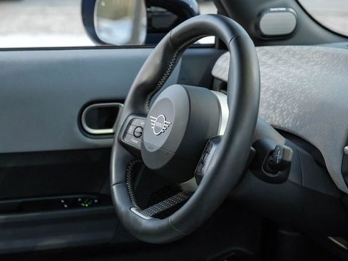 Used 2025 MINI Cooper S image 12