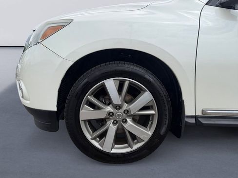 Used 2016 Nissan Pathfinder Platinum AWD/4WD image 9