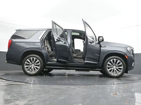 Used 2021 GMC Yukon Denali w/ Denali Premium Package image 76