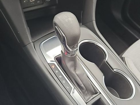 Used 2022 Chevrolet Equinox LS w/ LS Convenience Package image 21