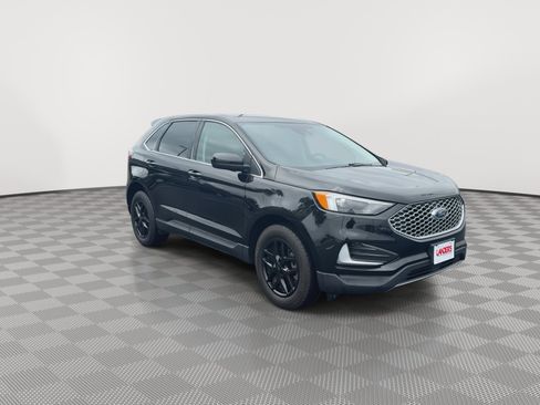 Used 2024 Ford Edge SEL AWD/4WD image 2