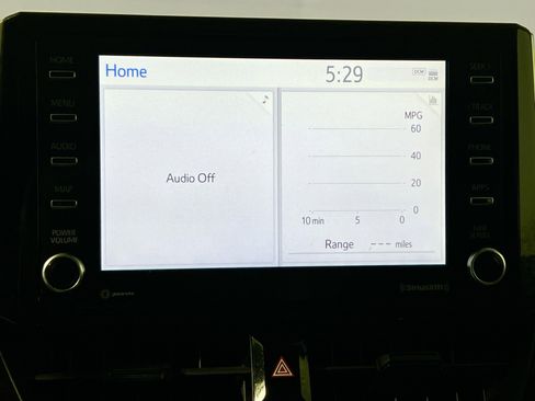 Used 2021 Toyota Corolla LE image 27