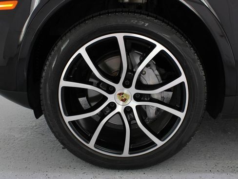 Used 2019 Porsche Cayenne AWD/4WD image 87