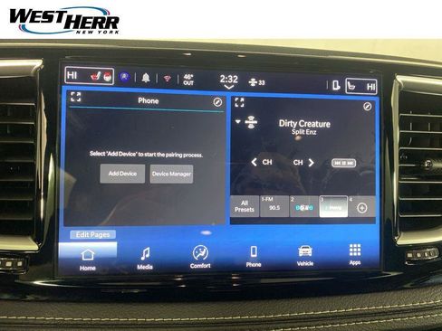 Used 2026 Chrysler Pacifica Select AWD/4WD image 5
