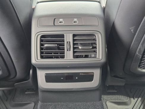 Certified 2025 Audi SQ5 Premium Plus image 38