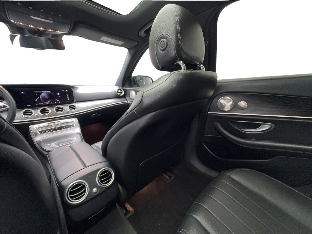Used 2022 Mercedes-Benz E 350 Sedan image 42