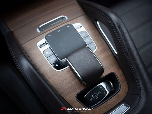 Used 2020 Mercedes-Benz GLE 450 4MATIC image 17