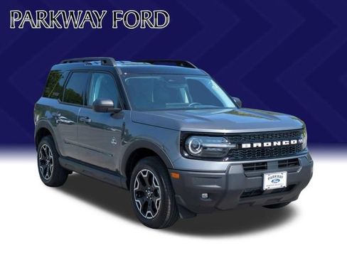 Used 2025 Ford Bronco Sport Outer Banks AWD/4WD image 7