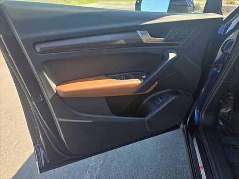 Certified 2024 Audi Q5 2.0T Premium image 23