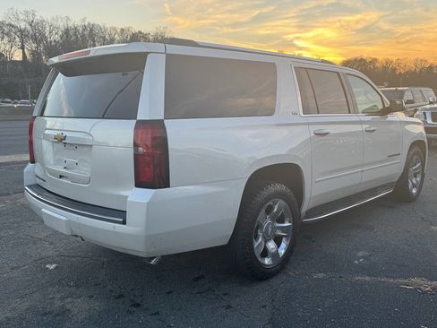 Used 2015 Chevrolet Suburban LTZ image 4