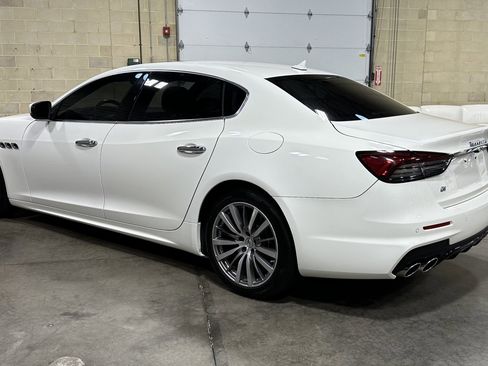 Used 2022 Maserati Quattroporte Modena Q4 image 10