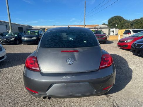 Used 2012 Volkswagen Beetle 2.5 image 5