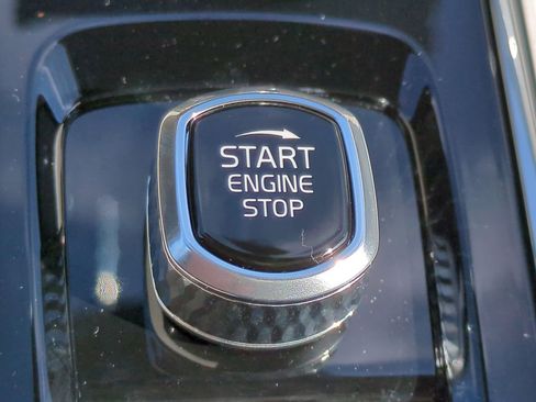 New 2026 Volvo XC60 B5 Ultra w/ Climate Package image 27