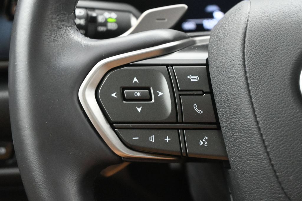 Used 2025 Lexus NX 250 FWD w/ Accessory Package (Z2) image 7
