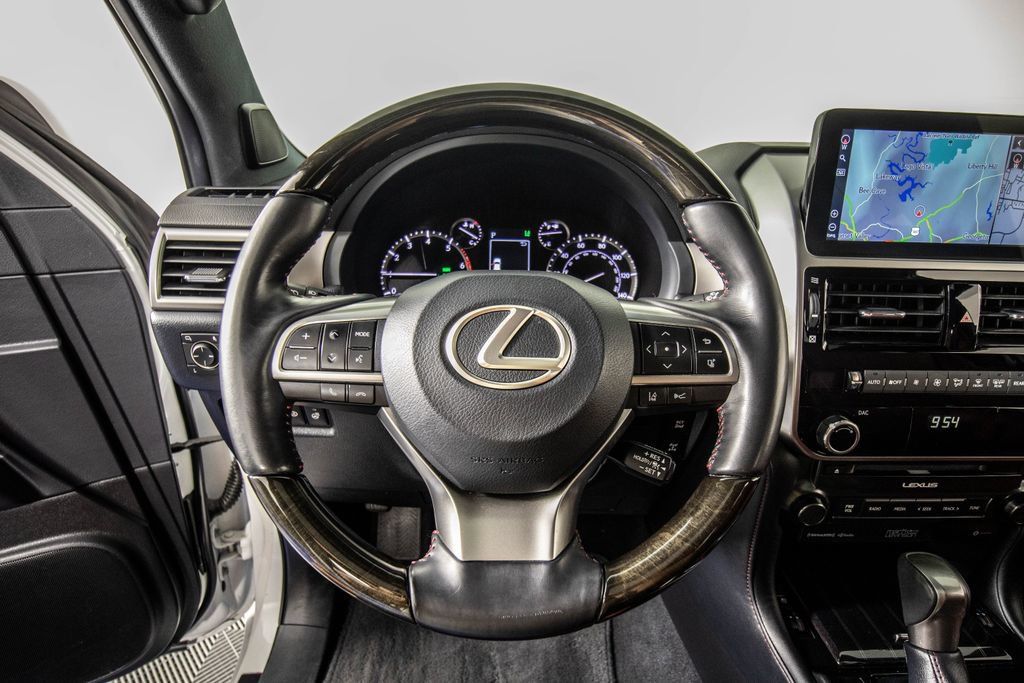 Used 2023 Lexus GX 460 Premium w/ Premium Plus Package AWD/4WD image 22