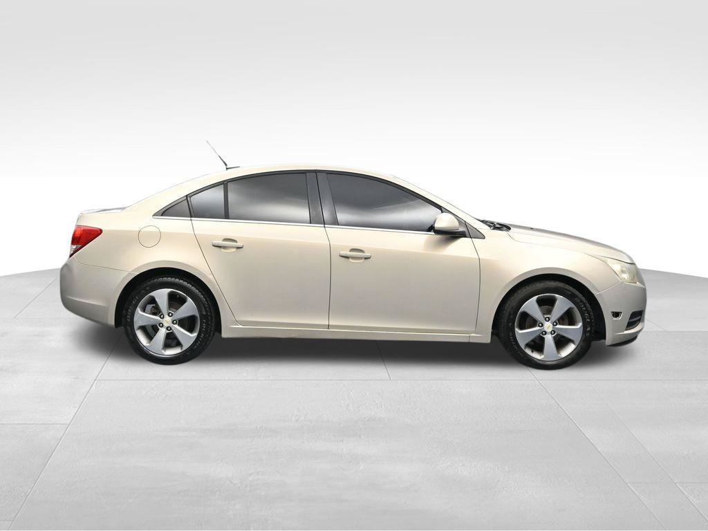 Used 2011 Chevrolet Cruze LT FWD image 6