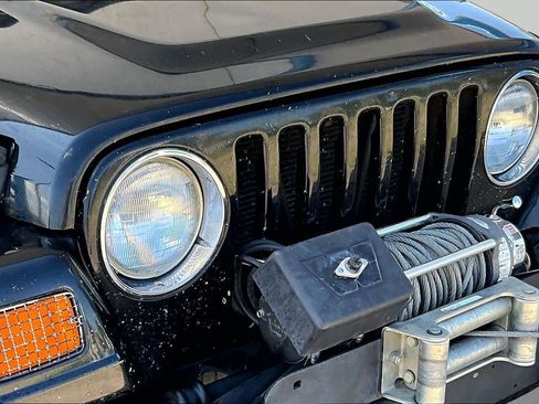 Used 2003 Jeep Wrangler X AWD/4WD image 29