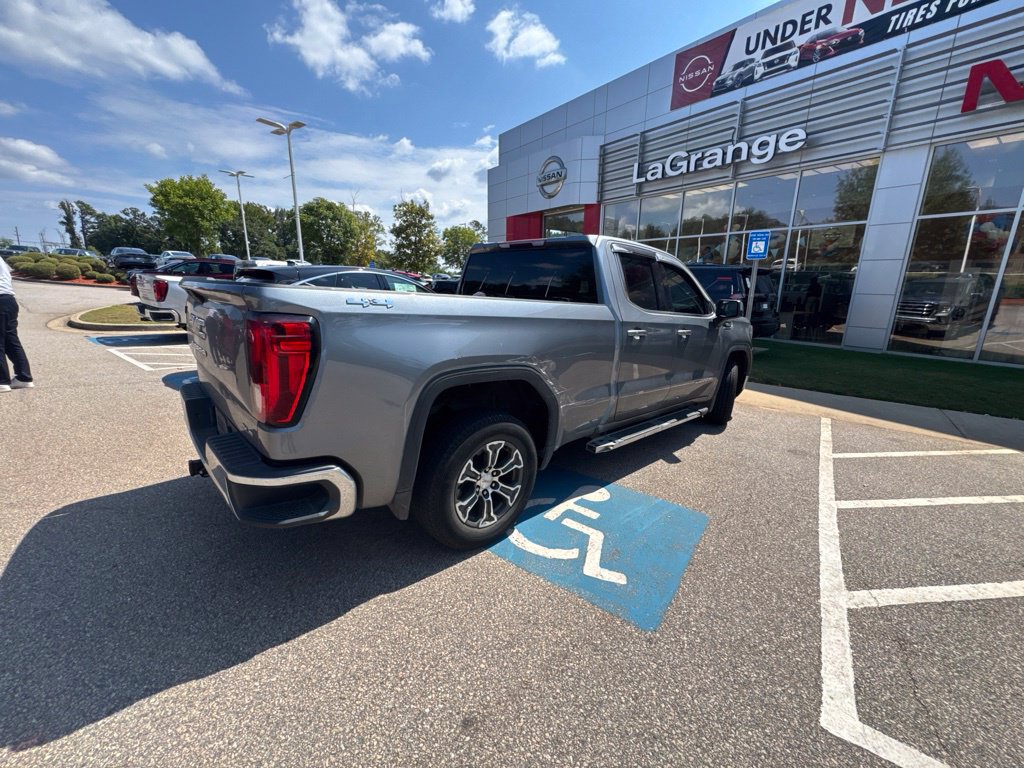 Used 2019 GMC Sierra 1500 SLE AWD/4WD image 3