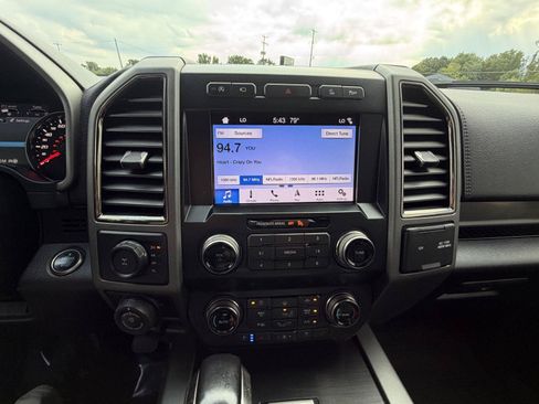 Used 2019 Ford F150 Raptor w/ Equipment Group 802A Luxury AWD/4WD image 16