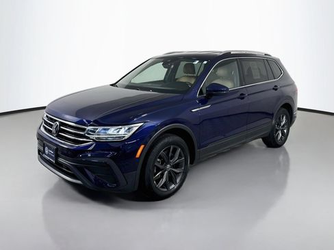 Certified 2022 Volkswagen Tiguan SE AWD/4WD image 1