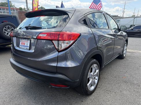 Used 2022 Honda HR-V LX image 10
