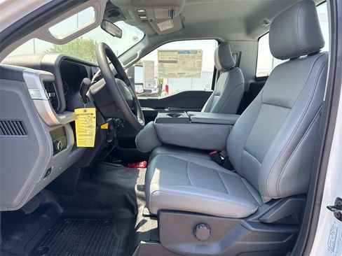 New 2025 Ford F350 XL w/ XL Chrome Package image 12
