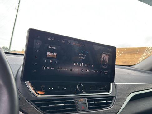 Used 2023 Nissan Altima 2.5 SL image 21