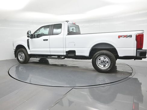 New 2026 Ford F350 XL w/ FX4 Off-Road Package image 6