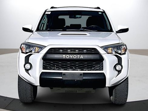 Used 2018 Toyota 4Runner TRD Pro image 3