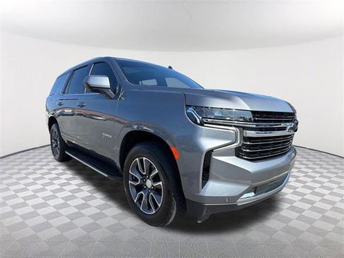 Used 2022 Chevrolet Tahoe LT image 3