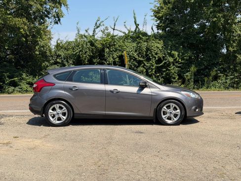 Used 2014 Ford Focus SE FWD image 4