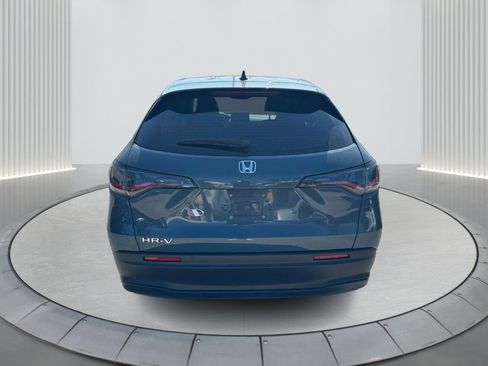 Used 2023 Honda HR-V LX image 7