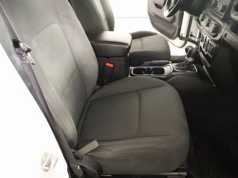 Used 2020 Jeep Wrangler Unlimited Sport S image 12