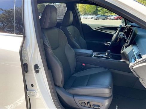 Used 2023 Lexus RX 350 Premium w/ Accessory Package (Z1) AWD/4WD image 29