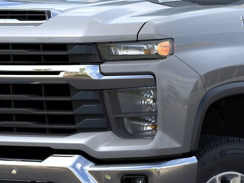 New 2026 Chevrolet Silverado 2500 LT w/ All Star Edition AWD/4WD image 11